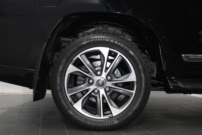 Toyota Land Cruiser 200 Series Рестайлинг 2 с пробегом 2020 года, цена 8 900 000 рублей, 80300 км, внедорожник, Автокод Объявления