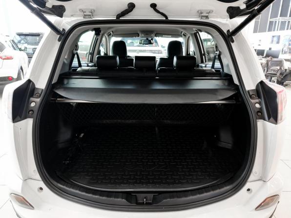 Toyota RAV4 IV (XA40) Рестайлинг с пробегом 2015 года, цена 2 499 000 рублей, 107518 км, внедорожник, Автокод Объявления