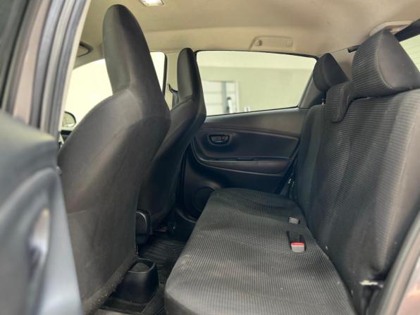 Toyota Vitz III (XP130) Рестайлинг с пробегом 2015 года, цена 799 000 рублей, 137000 км, хэтчбек, Автокод Объявления