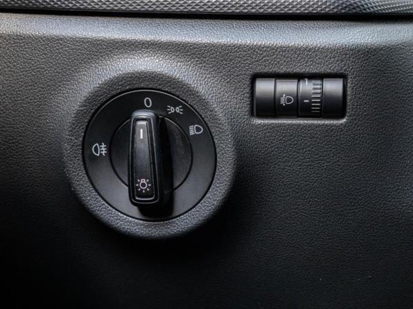 Volkswagen Polo VI с пробегом 2021 года, цена 1 419 000 рублей, 136746 км, лифтбек, Автокод Объявления