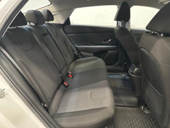 Hyundai Elantra VII (CN7) с пробегом 2022 года, цена 2 140 000 рублей, 43244 км, седан, Автокод Объявления