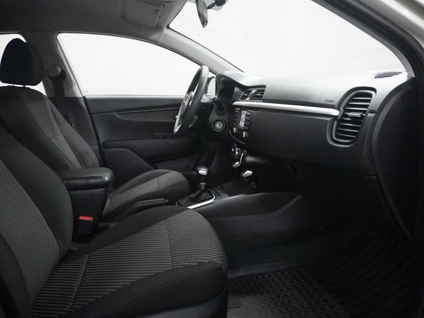 Kia Rio IV с пробегом 2019 года, цена 1 685 000 рублей, 76675 км, хэтчбек, Автокод Объявления