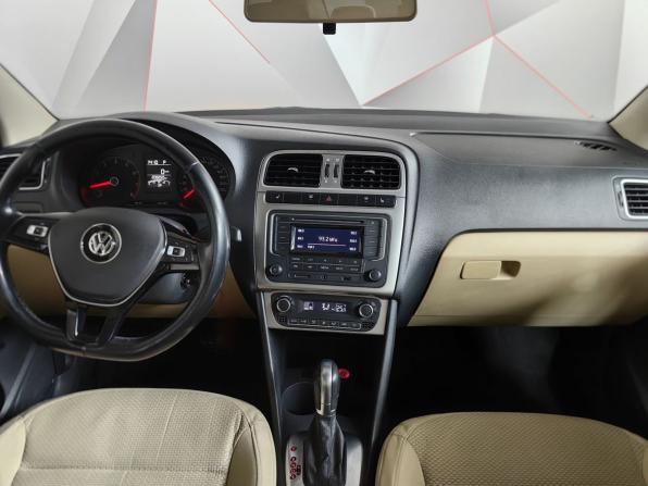 Volkswagen Polo V Рестайлинг с пробегом 2015 года, цена 820 000 рублей, 208248 км, седан, Автокод Объявления
