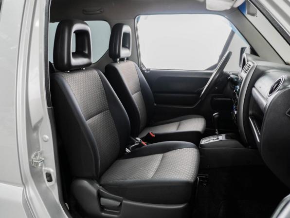 Suzuki Jimny III Рестайлинг 1 с пробегом 2011 года, цена 1 270 000 рублей, 112971 км, внедорожник, Автокод Объявления