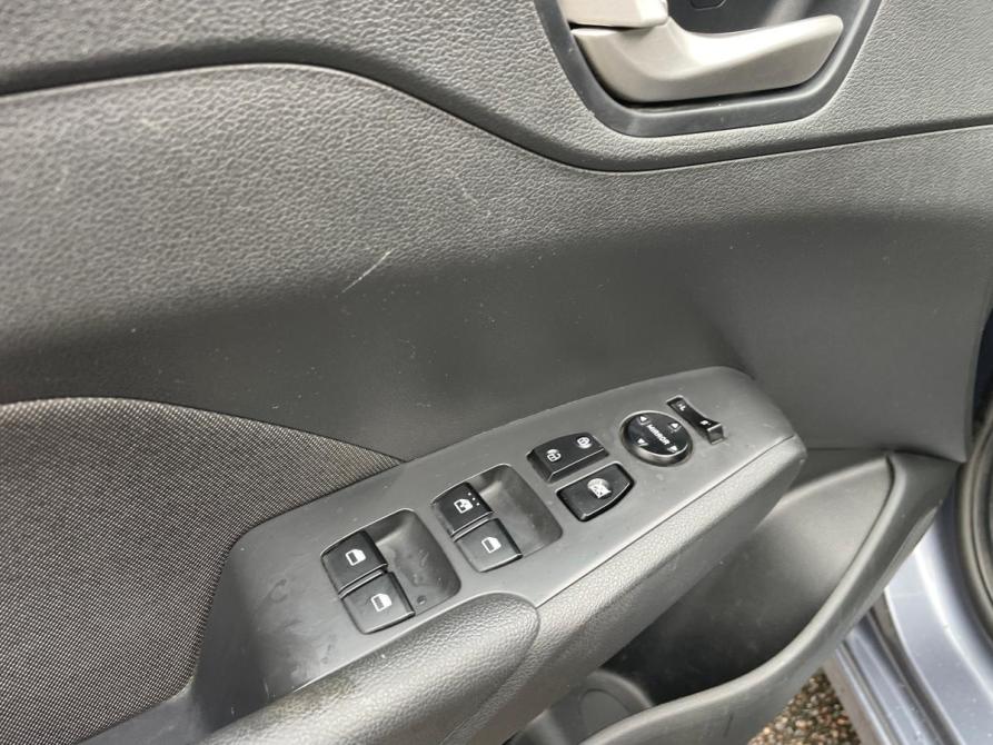 Hyundai Solaris II Санкт-Петербург  - изображение 12