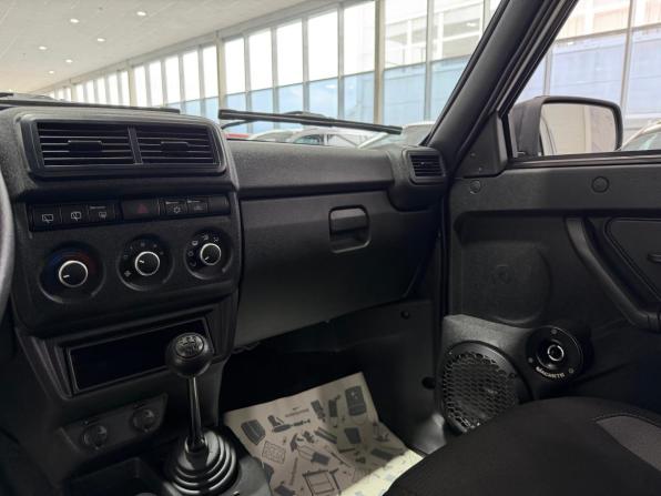 Lada (ВАЗ) Niva Legend с пробегом 2025 года, цена 970 000 рублей, 13676 км, внедорожник, Автокод Объявления