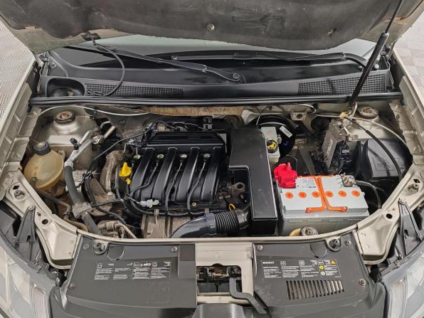 Renault Logan II с пробегом 2015 года, цена 675 000 рублей, 187280 км, седан, Автокод Объявления