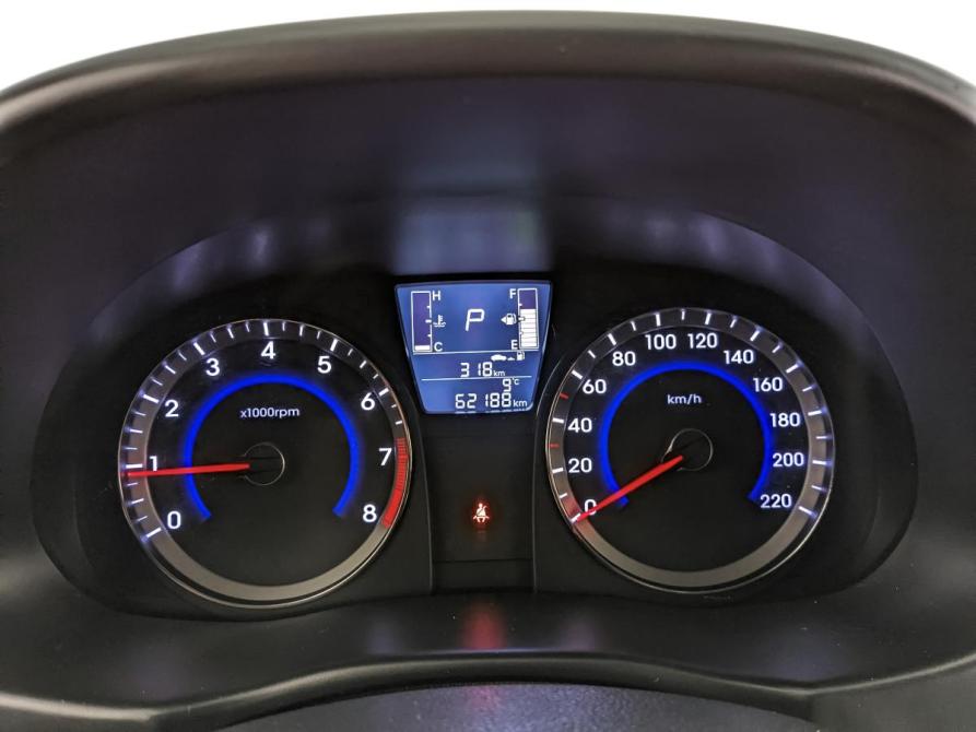 Hyundai Solaris I Рестайлинг Москва  - изображение 13