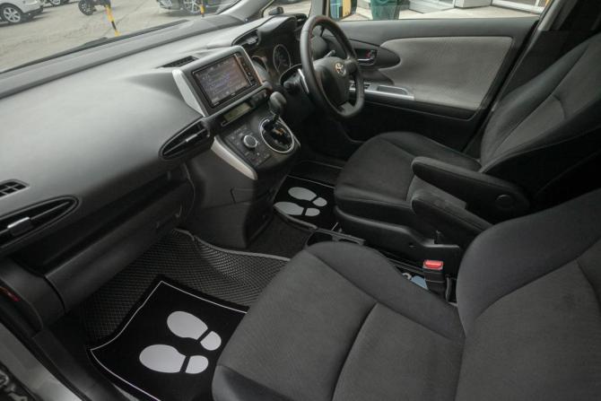 Toyota Wish II с пробегом 2010 года, цена 1 149 000 рублей, 185000 км, минивэн, Автокод Объявления