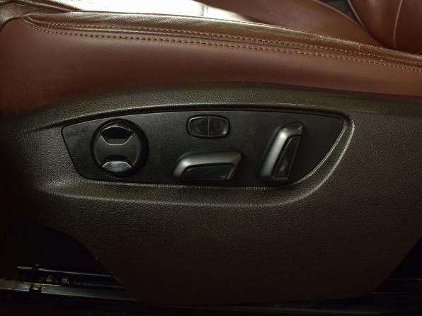 Volkswagen Touareg II с пробегом 2011 года, цена 1 799 995 рублей, 314265 км, внедорожник, Автокод Объявления