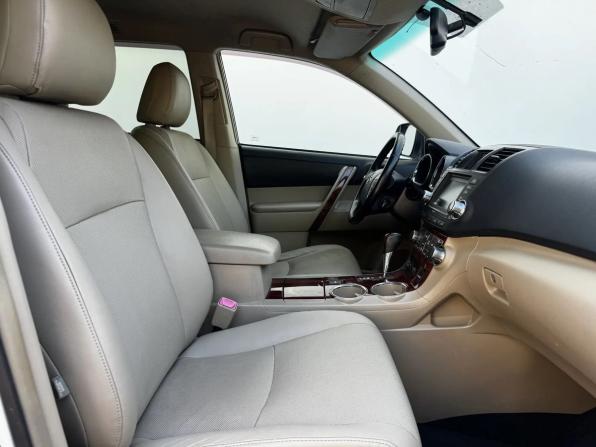 Toyota Highlander II (XU40) Рестайлинг с пробегом 2012 года, цена 1 870 000 рублей, 287334 км, внедорожник, Автокод Объявления