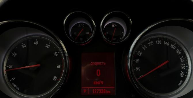 Opel Astra J Рестайлинг с пробегом 2014 года, цена 850 000 рублей, 127337 км, хэтчбек, Автокод Объявления