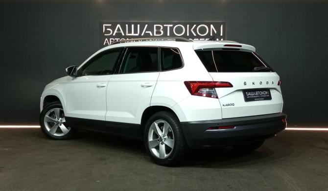 Skoda Karoq I с пробегом 2020 года, цена 2 280 000 рублей, 97422 км, внедорожник, Автокод Объявления