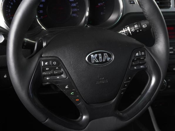 Kia Ceed II с пробегом 2013 года, цена 1 035 000 рублей, 233485 км, хэтчбек, Автокод Объявления