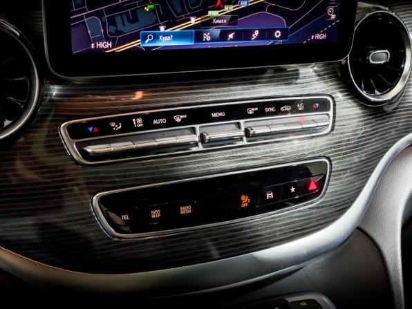 Mercedes-Benz V-Класс III (W447) Рестайлинг с пробегом 2022 года, цена 7 150 000 рублей, 65236 км, минивэн, Автокод Объявления