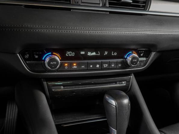Mazda 6 III (GJ) Рестайлинг 2 с пробегом 2020 года, цена 2 499 000 рублей, 69321 км, седан, Автокод Объявления