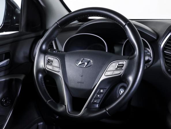 Hyundai Santa Fe III с пробегом 2013 года, цена 1 590 000 рублей, 201206 км, внедорожник, Автокод Объявления