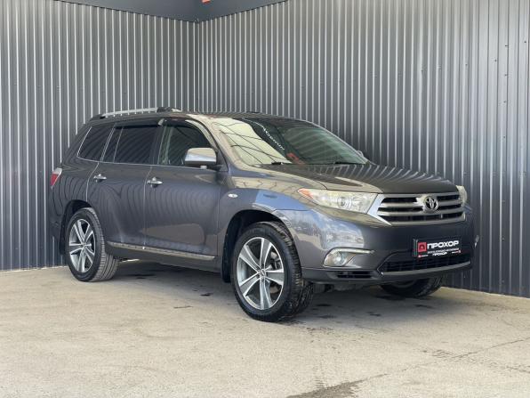 Toyota Highlander II (XU40) Рестайлинг с пробегом 2011 года, цена 2 000 000 рублей, 187857 км, внедорожник, Автокод Объявления