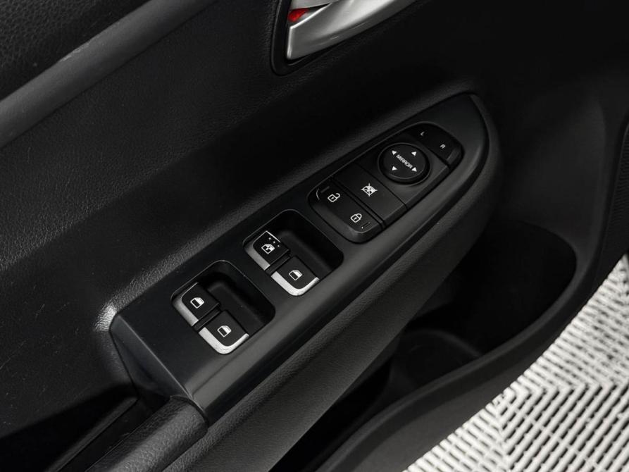 Kia Rio IV Рестайлинг Санкт-Петербург  - изображение 10