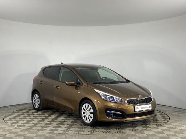 Kia Ceed II Рестайлинг с пробегом 2017 года, цена 1 399 000 рублей, 105544 км, универсал, Автокод Объявления