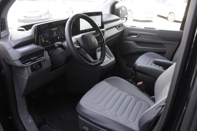 Volkswagen Caravelle T7 с пробегом 2025 года, цена 9 700 000 рублей, 42 км, минивэн, Автокод Объявления