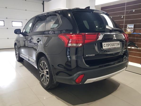 Mitsubishi Outlander III Рестайлинг 2 с пробегом 2017 года, цена 2 099 000 рублей, 85097 км, внедорожник, Автокод Объявления
