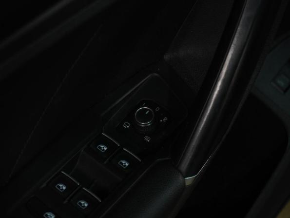 Volkswagen Tiguan II с пробегом 2017 года, цена 2 449 000 рублей, 150231 км, внедорожник, Автокод Объявления