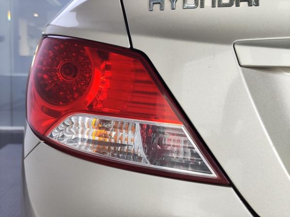 Hyundai Solaris I с пробегом 2012 года, цена 690 000 рублей, 120530 км, седан, Автокод Объявления