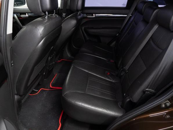 Kia Sorento II Рестайлинг с пробегом 2013 года, цена 1 680 000 рублей, 239643 км, внедорожник, Автокод Объявления