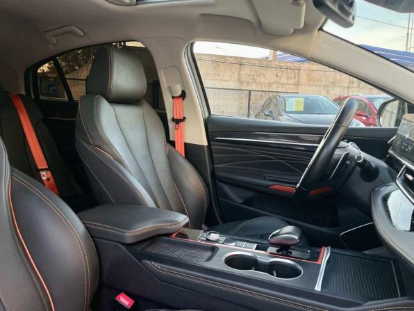 Omoda S5 GT с пробегом 2023 года, цена 1 680 000 рублей, 10400 км, седан, Автокод Объявления