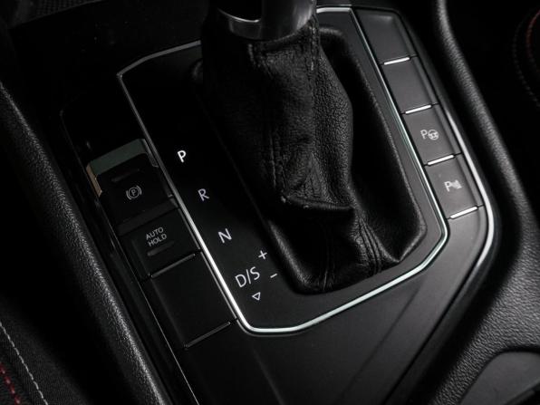 Volkswagen Tiguan II с пробегом 2017 года, цена 2 226 000 рублей, 206110 км, внедорожник, Автокод Объявления