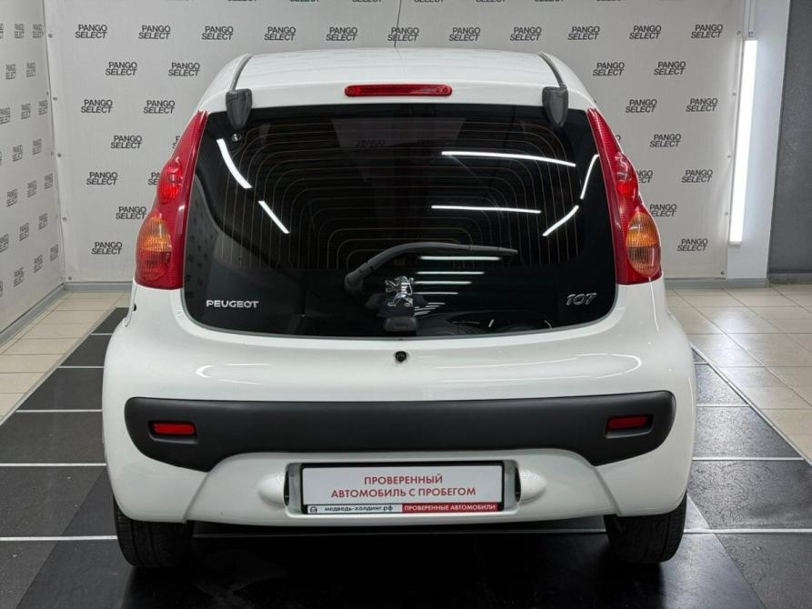 Peugeot 107 I Рестайлинг Красноярск  - изображение 13