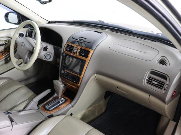 Nissan Maxima V (A33) с пробегом 2004 года, цена 200 000 рублей, 257698 км, седан, Автокод Объявления