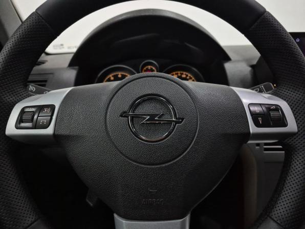 Opel Astra H Рестайлинг с пробегом 2011 года, цена 595 000 рублей, 171820 км, универсал, Автокод Объявления
