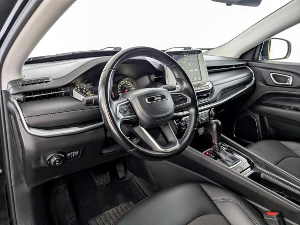 Jeep Compass II Рестайлинг с пробегом 2021 года, цена 2 320 000 рублей, 63310 км, внедорожник, Автокод Объявления