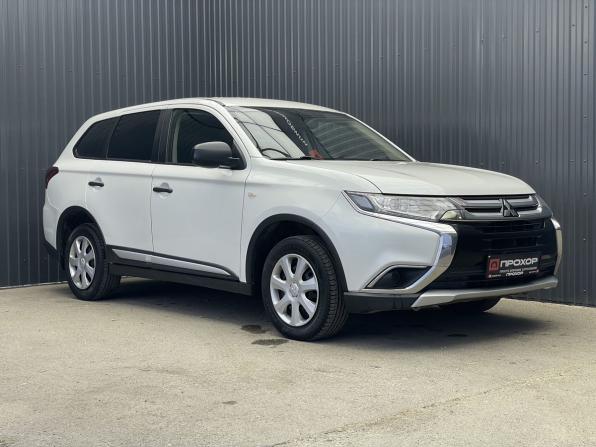 Mitsubishi Outlander III Рестайлинг 2 с пробегом 2017 года, цена 1 447 000 рублей, 270002 км, внедорожник, Автокод Объявления