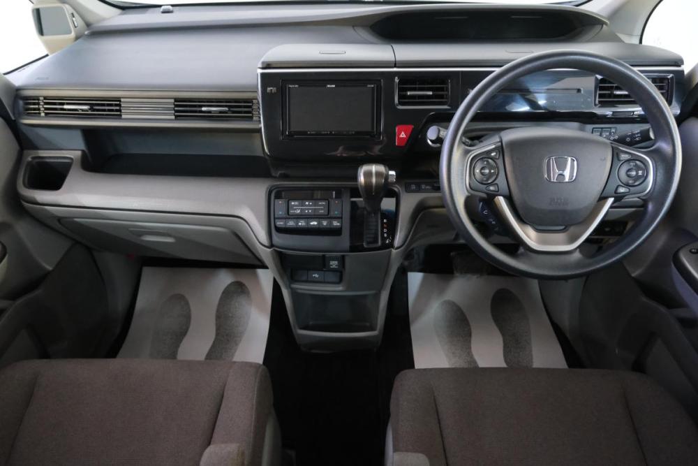 Honda Stepwgn V Рестайлинг Омск  - изображение 16