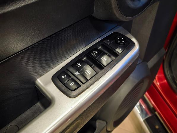Dodge Nitro с пробегом 2008 года, цена 899 000 рублей, 162433 км, внедорожник, Автокод Объявления