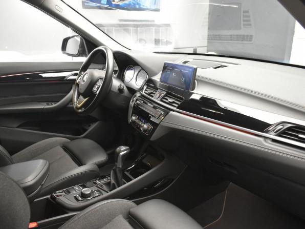 BMW X1 II (F48) Рестайлинг с пробегом 2020 года, цена 3 075 000 рублей, 106000 км, внедорожник, Автокод Объявления