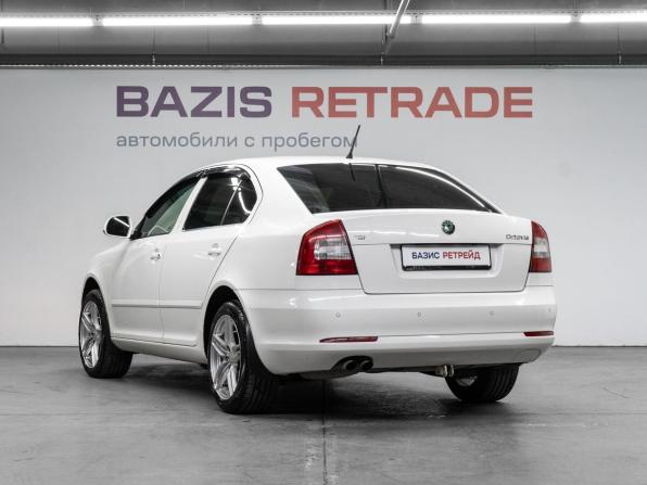 Skoda Octavia II (A5) Рестайлинг с пробегом 2013 года, цена 889 000 рублей, 254889 км, лифтбек, Автокод Объявления