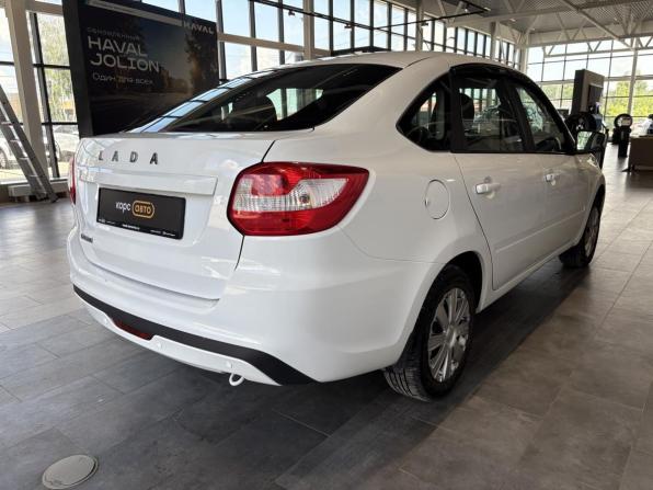 Lada (ВАЗ) Granta I Рестайлинг с пробегом 2022 года, цена 755 000 рублей, 37210 км, седан, Автокод Объявления