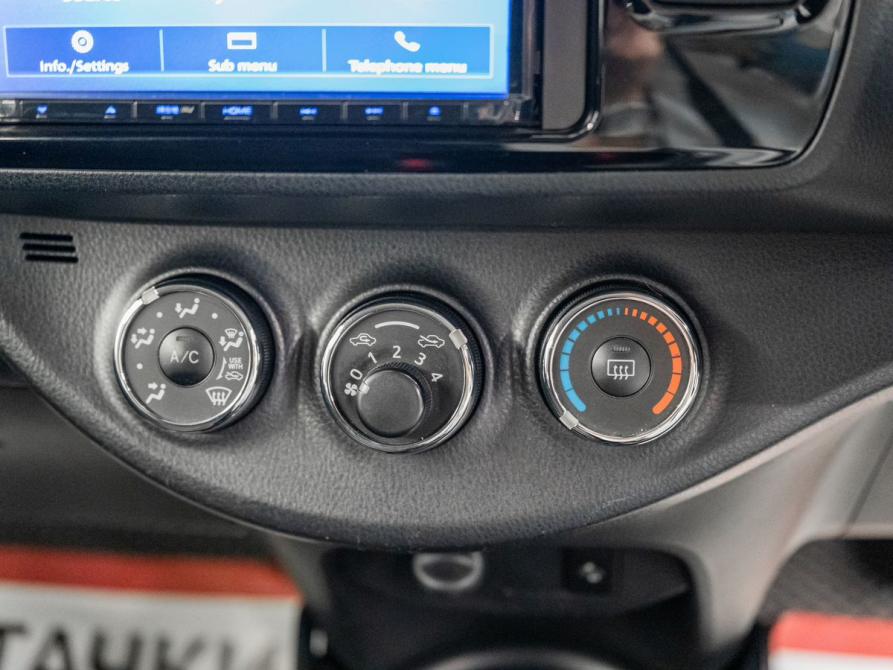 Toyota Vitz III (XP130) Рестайлинг 2 Красноярск  - изображение 13