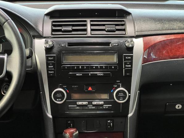 Toyota Camry VII (XV50) с пробегом 2012 года, цена 1 230 000 рублей, 570670 км, седан, Автокод Объявления