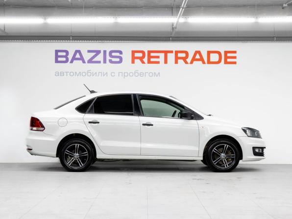 Volkswagen Polo V Рестайлинг с пробегом 2018 года, цена 860 000 рублей, 145191 км, седан, Автокод Объявления