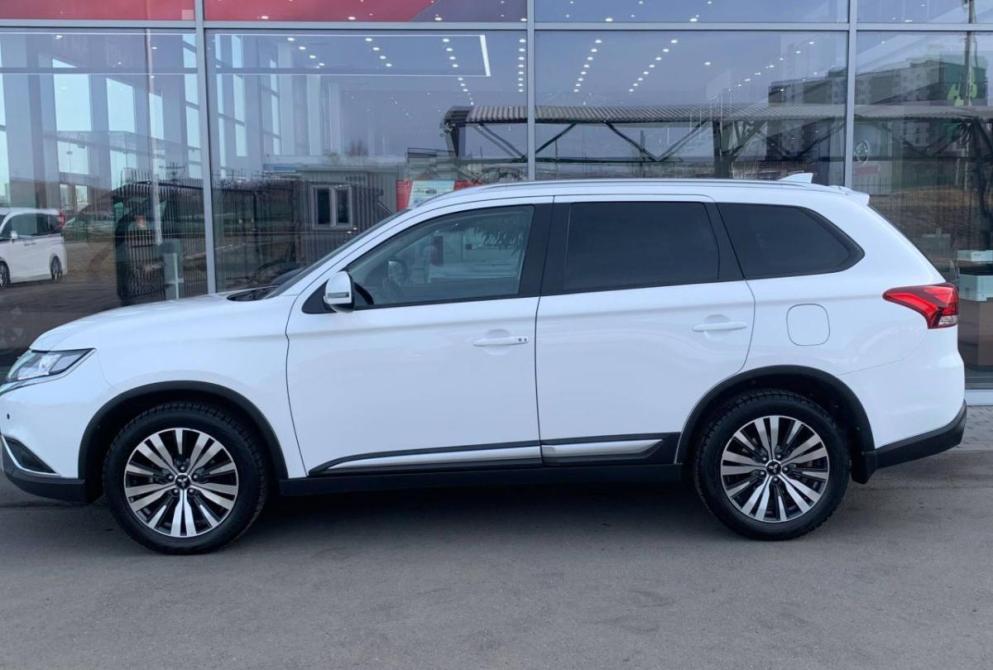 Mitsubishi Outlander III Рестайлинг 3 Красноярск  - изображение 15