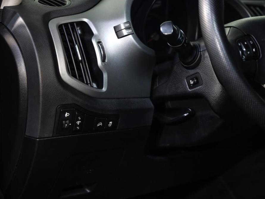 Kia Sportage III Рестайлинг Санкт-Петербург  - изображение 19
