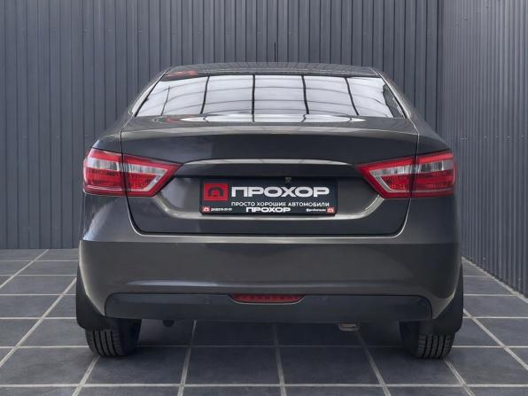 Lada (ВАЗ) Vesta I с пробегом 2018 года, цена 857 000 рублей, 147500 км, седан, Автокод Объявления