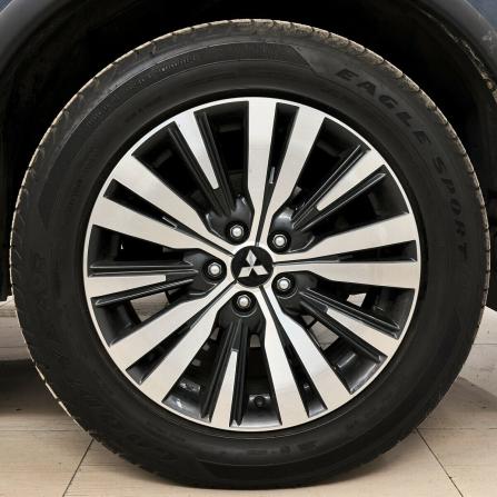 Mitsubishi Outlander III Рестайлинг 3 с пробегом 2019 года, цена 2 250 000 рублей, 142082 км, внедорожник, Автокод Объявления