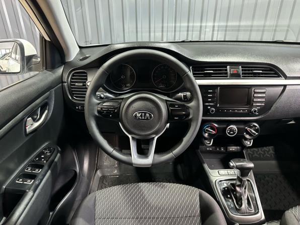 Kia Rio IV с пробегом 2018 года, цена 1 399 900 рублей, 106000 км, седан, Автокод Объявления