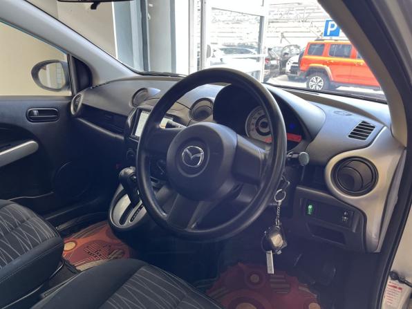 Mazda Demio II (DY) Рестайлинг с пробегом 2007 года, цена 450 000 рублей, 280000 км, хэтчбек, Автокод Объявления